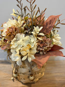 Cesto c/ Arranjo Floral