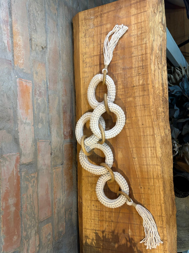 Colar de Crochê Bege