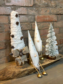 COMBO NATALINO - Mini Árvore Nevada + Mini Árvore de Pinha + Noel Sentado + Noel em Pé